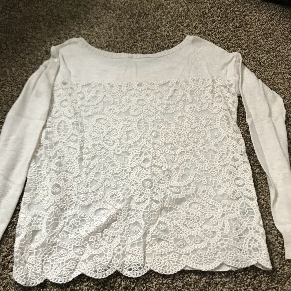 Cream AEO sweater with sheer lace back